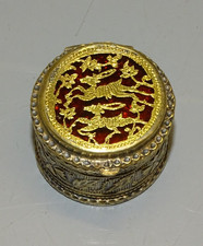 -BELLE ANCIENNE BOITE A PILULES RONDE ARGENT VERMEIL DECOR BICHES origine INDE?