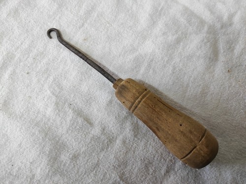 Ancien crochet outil - crochet,