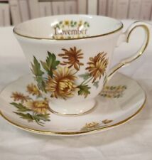Tasse Anglaise Porcelaine Mois Novembre Duchess Bone China