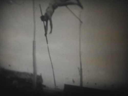 Saut perche jo - saut, à