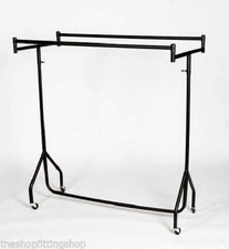 Barre De Vêtements Parallèle