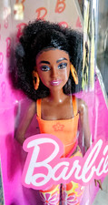 NRFB 2022 Poupée doll Barbie AA Fashionistas #198 petite afro hippie HPF74