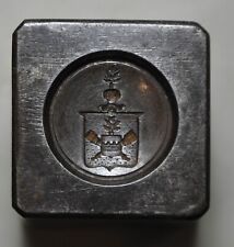 Bouton -  MATRICE de bouton aux armes heaume enflammé écu d=27mm XIX° siècle