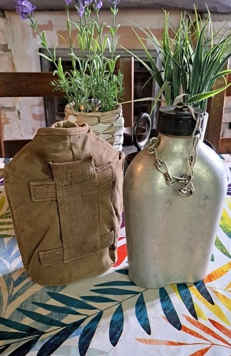 Gourde militaire armée - gourde,