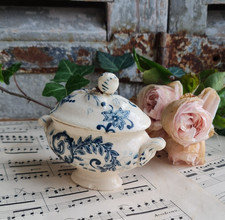 ANCIENNE PETITE SOUPIERE