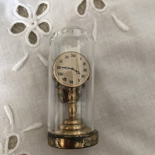Maison poupée horloge - de,