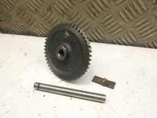 Moteur Bernard 227 T.4 série BM 4 - Arbre à cames avec son axe