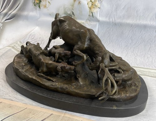 Bronze sculpture figurine - bronze,