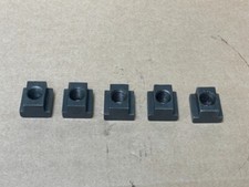 Lot de 5 T de bridage - largeur maxi 27,5 x largeur mini 17,5 mm - Filetage M16