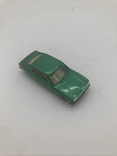 Tomica laurel 2000 14 - laurel,