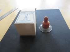 Bout de sein tire lait ,dans