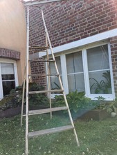 Ancien escabeau métal et bois