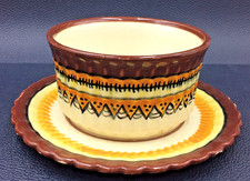 Ancienne tasse sur dormant