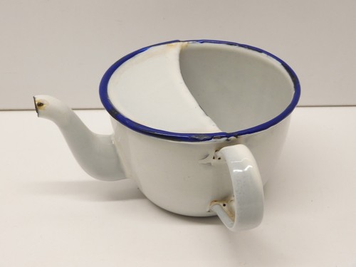 Ancienne tasse malade - de,