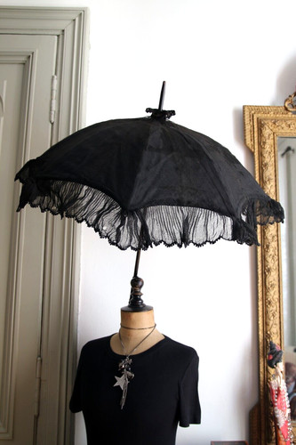 Ombrelle ancienne crêpe - , de