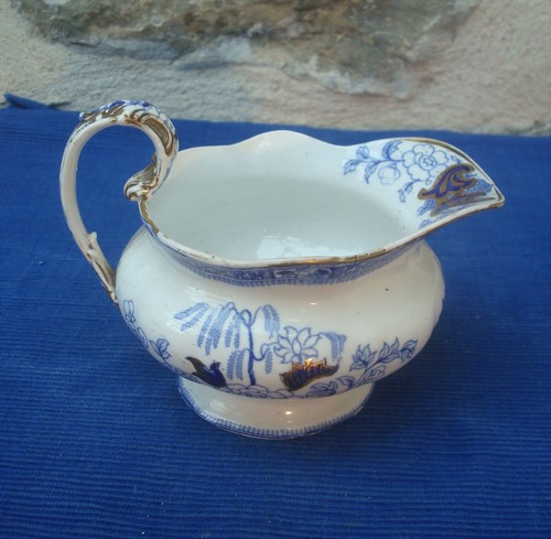 V73 pot lait - lait, porcelaine
