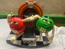 ancien distributeur mms en plastique