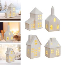 Village de Noël éclairé par