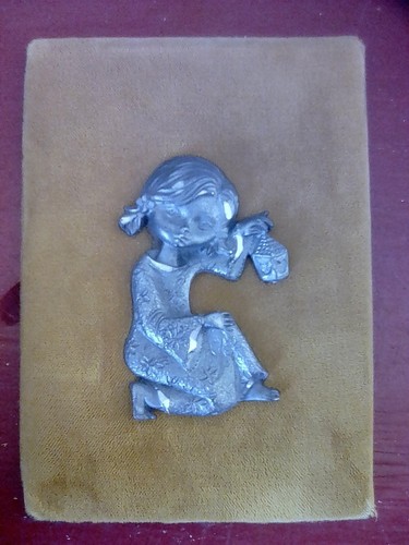 Ancien cadre une fillette - ancien, en