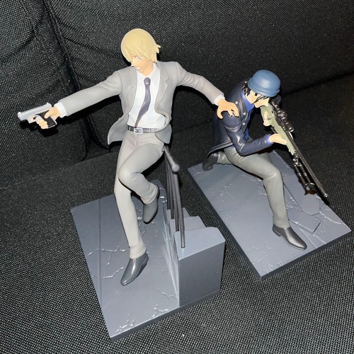 Figurine détective conan - détective,