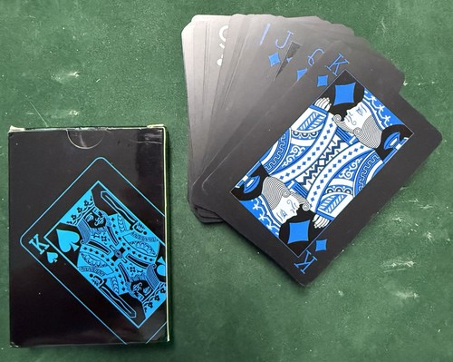 Cartes jouer noires - cartes,