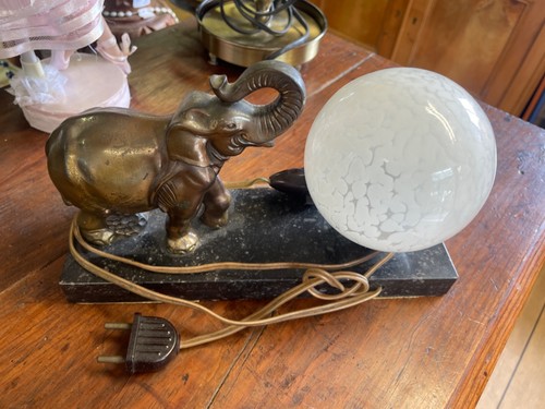 Lampe éléphant globe - éléphant,