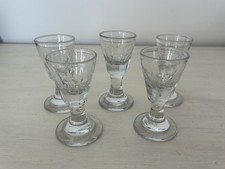 Petits verres liqueur - 5,