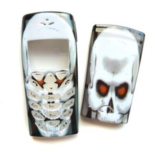 COQUE POUR NOKIA 8310 SKULL