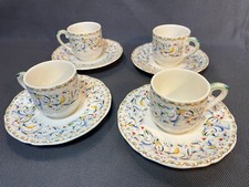 Lot de 4 tasses et soucoupes