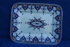 Superbe grand plat Sarreguemines u&c décor Cluny fin 19ème