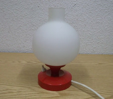 Lampe De Table 60/70 Avec Pied En Tulipe Rouge En Verre Opale Vintage