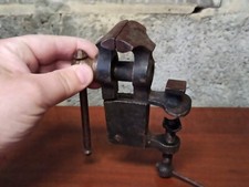 Outil ancien petit étau de bijoutier fonctionnel
