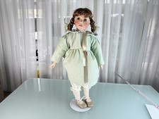 Poupée d'artiste poupée