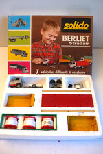 SOLIDO DÉMONTABLE  COFFRET BERLIET STRADAIR   ANCIEN  ANNÉES 60/70   BON ÉTAT