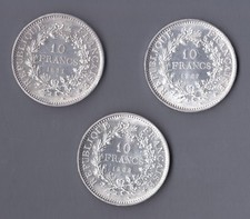 Trois pièces de 10  Francs