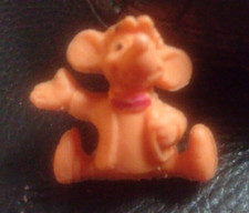 Figurine gomme ESSO GLUPS-CENDRILLON/JAC LA SOURIS VERSION ORANGE ANNEE 1970