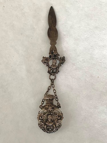 Superbe chatelaine avec - superbe,