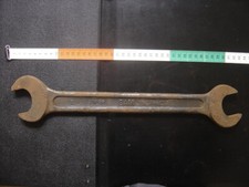 Ancienne grosse CLE Clef plate SAM Bricolage Dépannage Outillage AUTOMOBILE