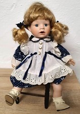 Poupée d'artiste poupée en