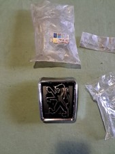 PEUGEOT 605 Écusson De Calandre Référence 7810.57