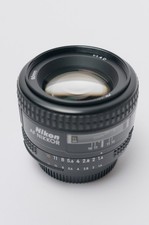 Nikon AF NIKKOR 50mm f/1,4D Objectif, Avec protecteur et boite d'origine