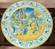 Grand plat en majolique