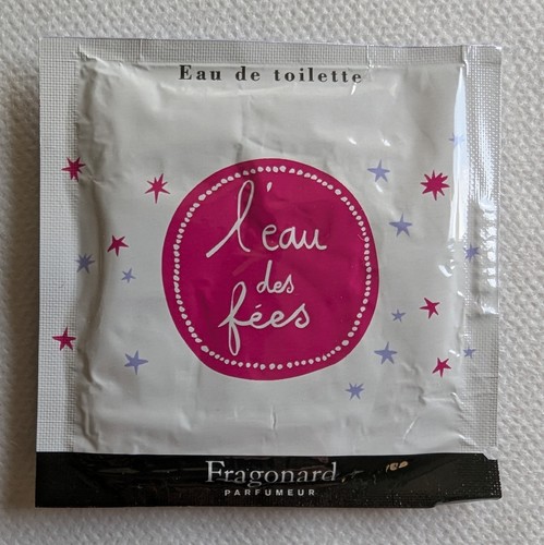 Echantillon eau toilette - eau,