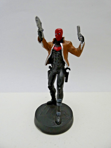 Figurine red hood - red, and