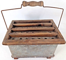 ANCIENNE CHAUFFERETTE EN BOIS