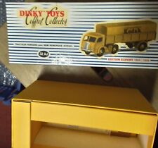 DINKY ATLAS boîte vide du n° 32 AJ      Panhard Movic KODAK avec certificat
