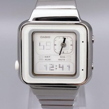 Rare montre Casio LAQ-2000D