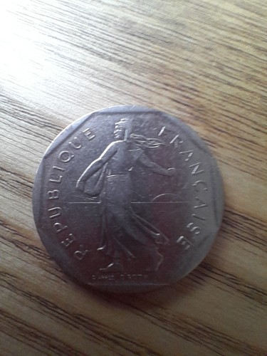 Deux pieces francs - de,