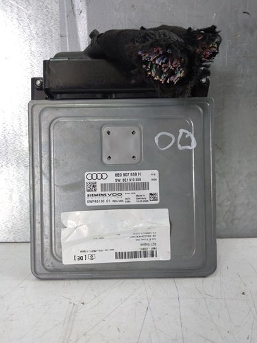 Calculateur moteur pour - , audi