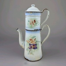 Ancienne cafetière en émail